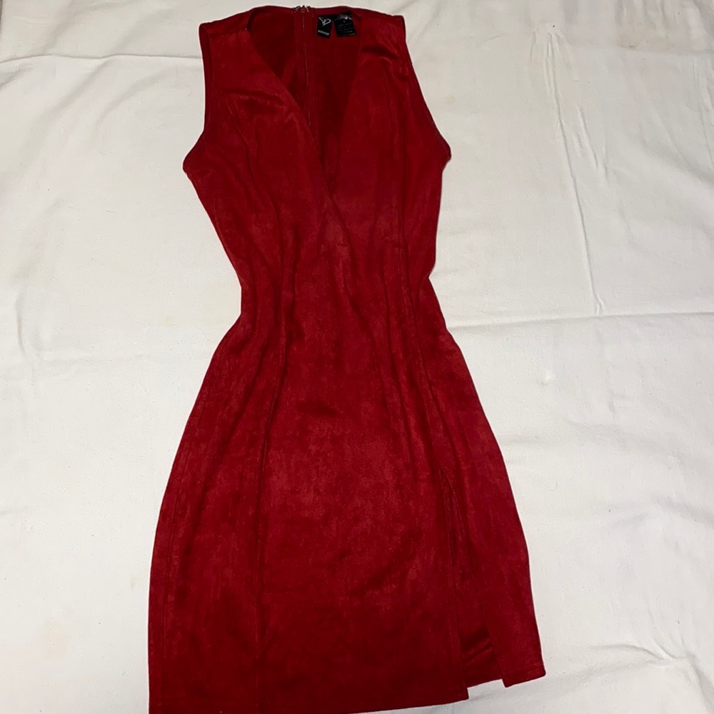 Red Sleeveless Dress S